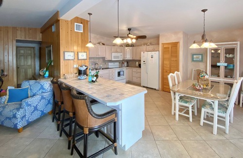 Venetian Shores House | Tropical Waterfront Paradise!
