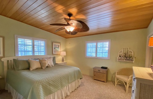Venetian Shores House | Tropical Waterfront Paradise!
