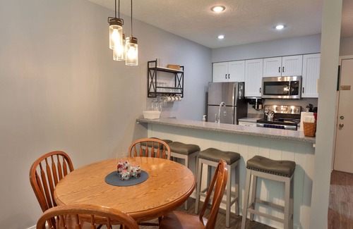 Harbor Springs Condo | Trout Creek Condos #17 - 1 Bdrm, 1 Bath, Sleeps 4