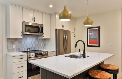 Harbor Springs Condo | Trout Creek - Vacation Condo #100, 2 bedroom, 2 bath. Close to Outdoor Pool, Tennis, Pickleball.