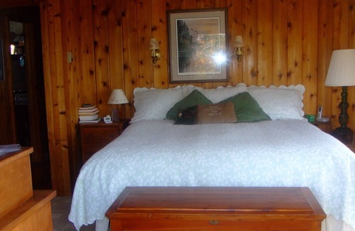 Londonderry House | Trout House (private pond, fire pit & hot tub) *summer discount!*