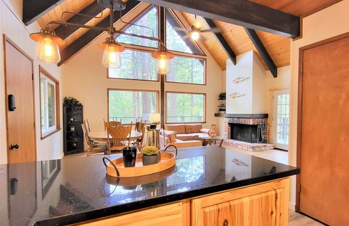 Camp Nelson Cabin | Trout River Cabin - Secluded Riverfront Adventure