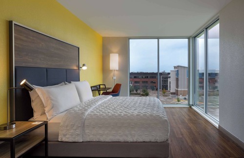 Ankeny Hotel | Tru By Hilton Ankeny