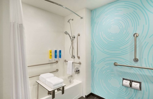 Cheyenne Hotel | Tru by Hilton Cheyenne WY