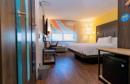 Florida City Hotel | Tru by Hilton Florida City
