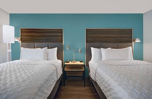 Gaylord Hotel | Tru By Hilton Gaylord, MI