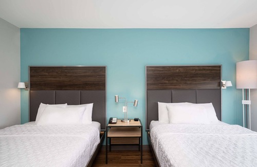 Knoxville Hotel | Tru by Hilton Knoxville North I75