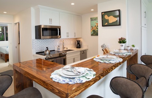 Honokowai Condo | True Beachfront Luxury! Downstairs unit oceanfront 20' to water! NO resort fees.