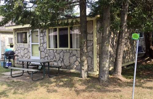 Sauble Beach Cottage | True North