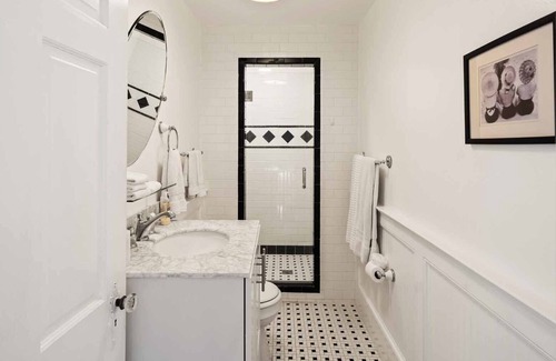 King City House | True Original Beach House With Pool Just Blocks From Village