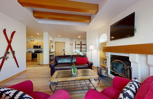 Salt Lake Mountain Resorts Condo | True ski-in/ski-out condo steps to lift w/pool, hot tub, wood-burning fireplace