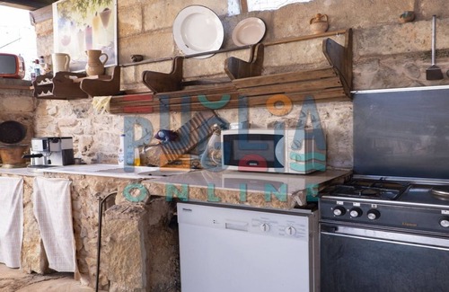 Capilungo House | Trulli in Villa Regno dei Cieli with pool Salento