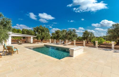 San Michele Salentino Villa | Trullo Antica Puglia by Perle di Puglia