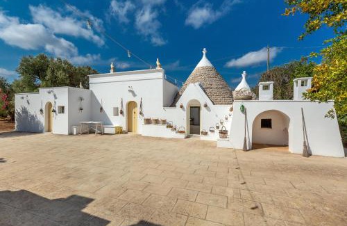 San Michele Salentino Villa | Trullo Antica Puglia by Perle di Puglia