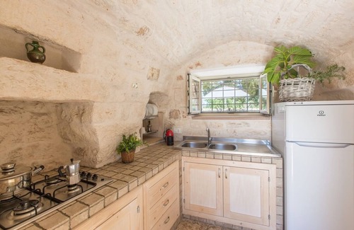 San Michele Salentino Villa | Trullo Il Pioppo Gigante. Jacuzzi, Private garden, Sandy beaches at 15 km.