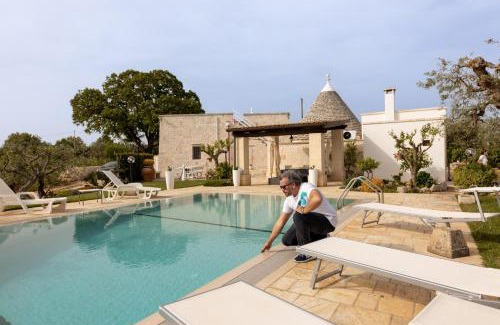 Locorotondo House | Trullo Paradise Pool