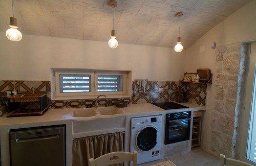 Francavilla Fontana Villa | Trullo suite with outdoor spa