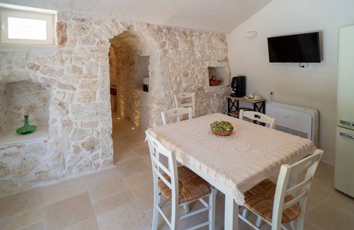 Francavilla Fontana Villa | Trullo suite with outdoor spa