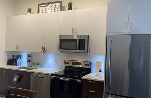 Forest Park Apartment | Truly a home away from home and then some