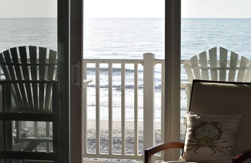 Surfside Beach Condo | "Truly Charming" Recently Renovated Oceanfront Beach Condo