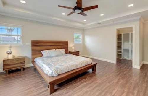 Fremont House | Truly Luxury Chef Kitchen Piano Tesla&Cisco&More