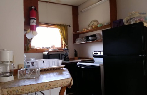 Truro House | TRURO HOUSE, PRIVATE, QUIET, NEAR BEACHES