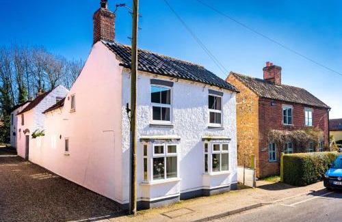 Foulsham House | Truwell by Big Skies Cottages
