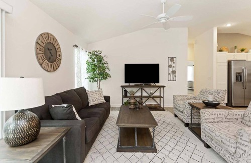 Leesburg House | Try out the Villages Lifestyle in this cozy Patio Villa in Central Florida