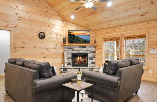 Sevierville House | Tsaliwood Cabin