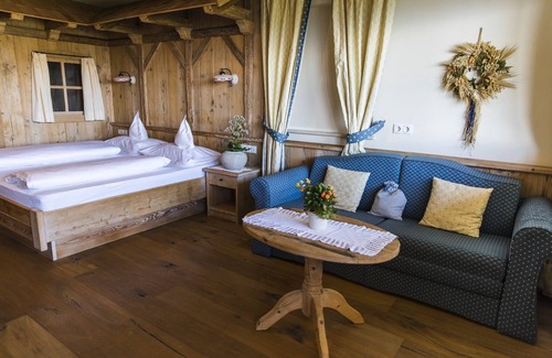 San Genesio Atesino Hotel | TschögglbergerHof