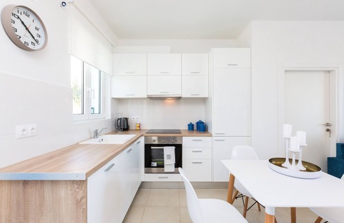 Kavros House | TSV 17- Sunny 2-bedroom villa in Triton Sea View development