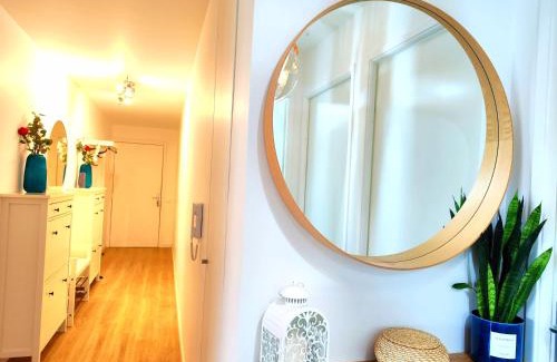Bagneux Apartment | Tu casa a 10 minutos de París!