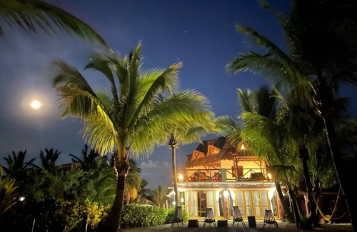 Isla Holbox Apartment | Tucan, 2 King Bedroom at the Beach with Terrace