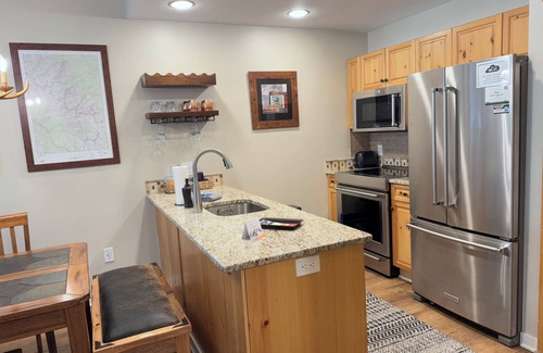Copper Mountain Village Apartment | Tucker Mountain Lodge @ Copper Mountain