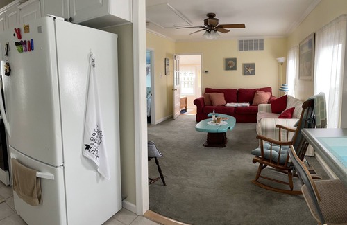 Tuckerton Beach Cottage | Tuckerton Beach, Cozy Cottage - 25 minutes to LBI!