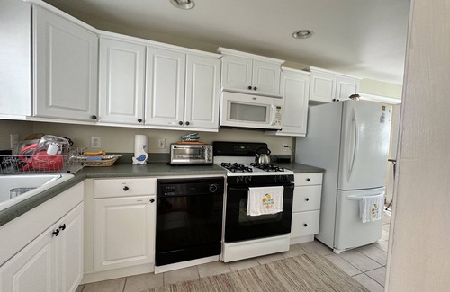 Tuckerton Beach Cottage | Tuckerton Beach, Cozy Cottage - 25 minutes to LBI!