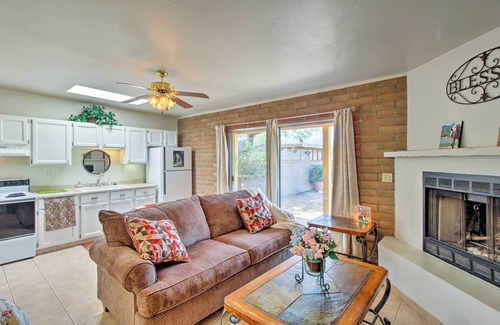 Tanque Verde Apartment | Tucson Casita w/Fireplace: View Animals & Mtns