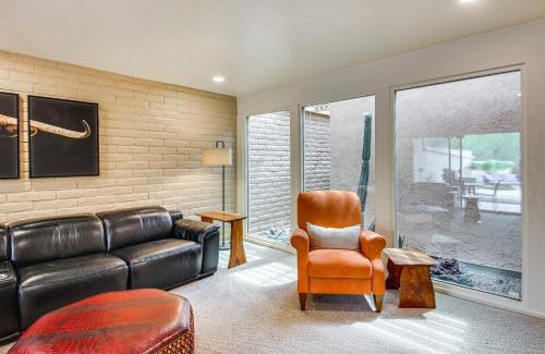 Catalina Del Rey House | Tucson Townhome with Mountain View, Pool Access!