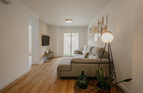Genil Apartment | tuGuest Carretera de la Sierra Apartment