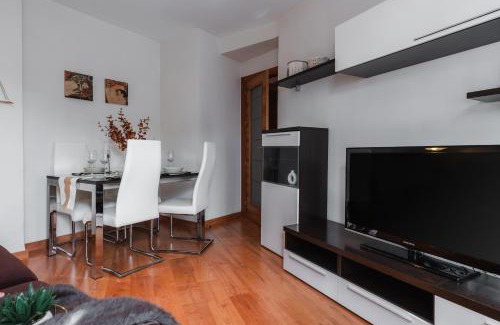 Zaidin Apartment | tuGuest Dílar Apartment
