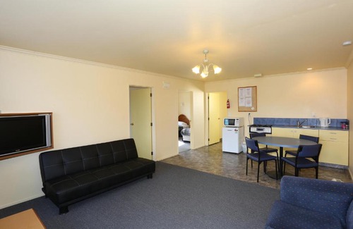 Tuatapere Resort | Tui Base Camp