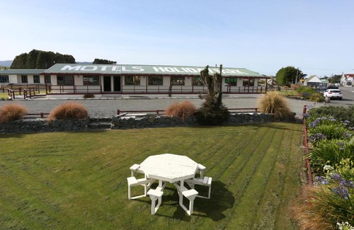 Tuatapere Resort | Tui Base Camp
