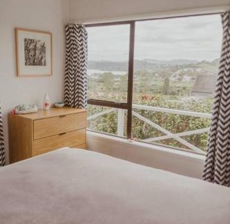 Cable Bay House | Tuis Peak at Cable Bay