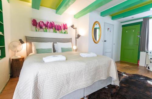 Amsterdam City Centre Bed & Breakfast | Tulip of Amsterdam