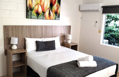 Tully Hotel | Tully Motel