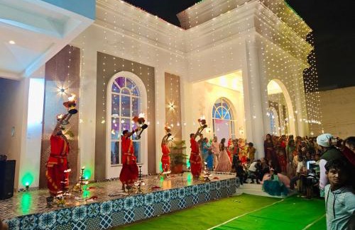 Mau Hotel | Tulsi Resort
