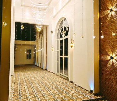 Mau Hotel | Tulsi Resort