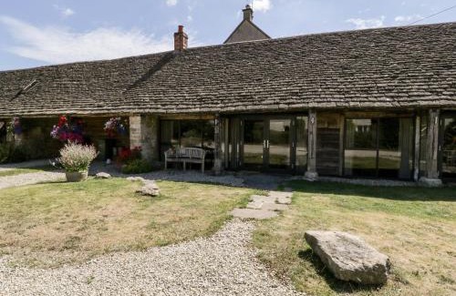 Nympsfield House | Tump Cottage