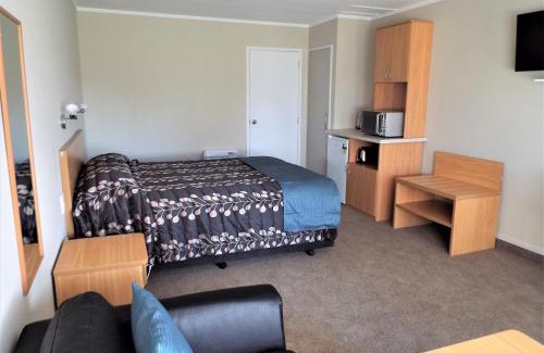 Turangi Hotel | Turangi Bridge Motel