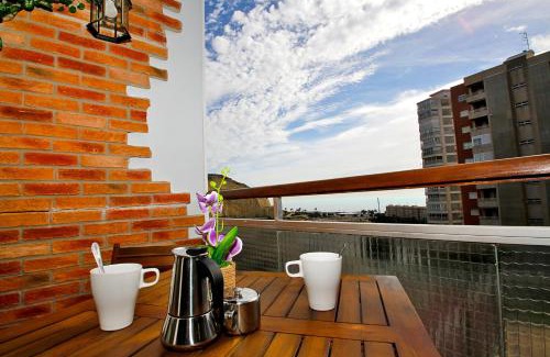 Pla del Bon Repos Apartment | Turina Apartment -AC near beach